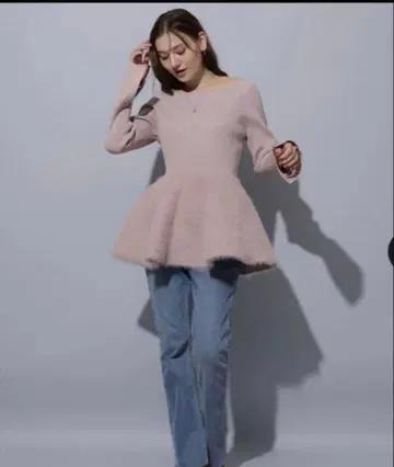 [ 새상품급 ] Rirandture 페플럼 샤기 풀오버 2 사이즈