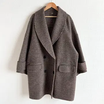 새상품급 미라 오웬 접결 하프 기장 A라인 코트