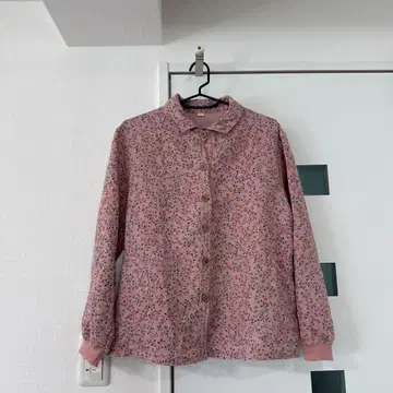 새상품급 꽃무늬 상의 꽃무늬 핑크 버튼업 셔츠 겉옷 셔츠 꽃무늬 핑크