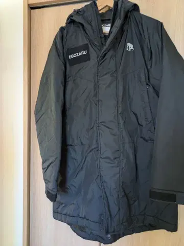 EGOZARU 블랙 벤치 코트 L 사이즈