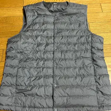 유니클로 다운 베스트 남성용