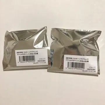 은하 특급 밀키 서브웨이 아크릴 POP 배지 미개봉 2점