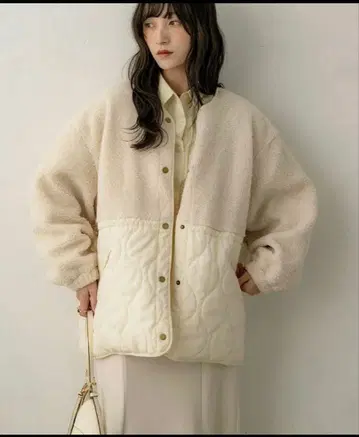 [ mimi by NOAHL ] 퀼팅 보아 코트 아이보리 NOAHL