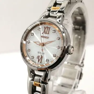 작동 SEIKO 와이어드 손목시계 콤비 큐빅 라메 솔라