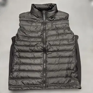 LUXE/R 골프 다운 베스트