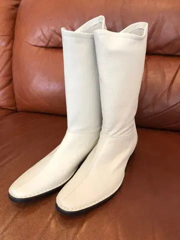 마가렛호웰 아이디어 아이보리 가죽 하프 부츠 23.5 미사용품