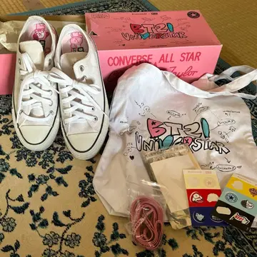 BT21 BTS 콜라보 스니커즈