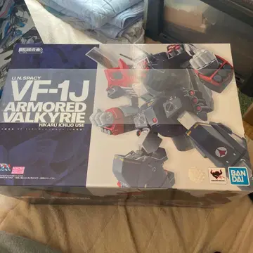 DX 초합금 VF-1J 아머드 발키리