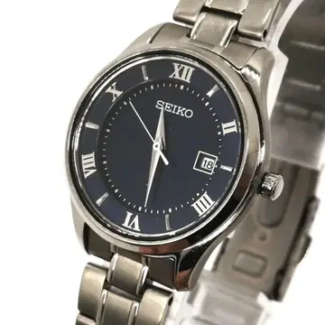 가동 SEIKO 손목시계 네이비 다이얼 티타늄 데이데이트 솔라