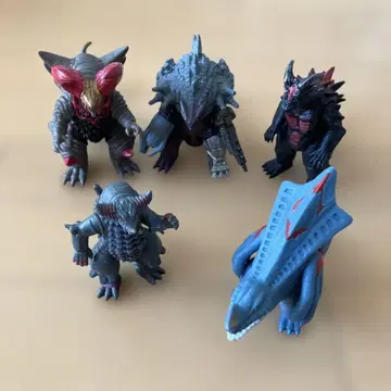 울트라맨 괴수 피규어 5체 세트