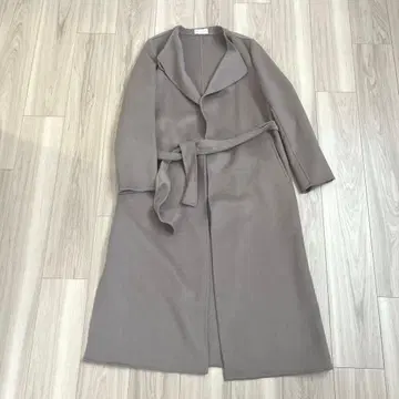 PLST 벨트 포함 그레이지 롱 코트