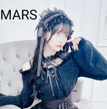 [레어] MARS 어깨 트임 샤기 니트탑 블랙 롱 퍼프 슬리브
