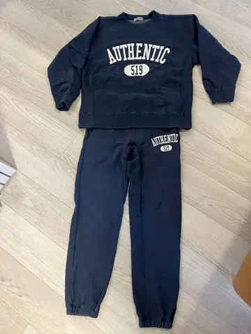 빔즈 네이비 맨투맨 세트