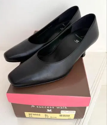 새상품급! 1회 착용 와코루 success walk 펌프스 22cm 블랙