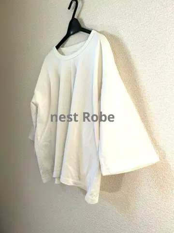 nest Robe 화이트 코튼 8분 소매 T셔츠