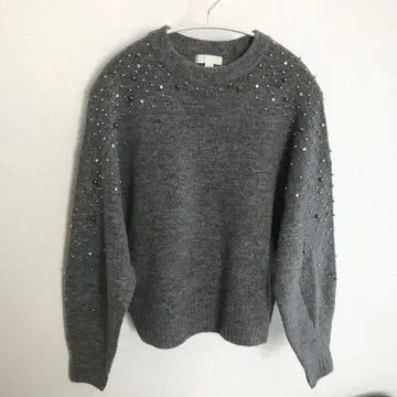 [새상품급] H&M 니트 스웨터 비즈 스톤