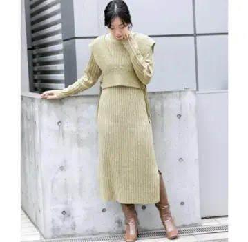 KBF 베스트 레이어드 니트 원피스 피스타치오 컬러