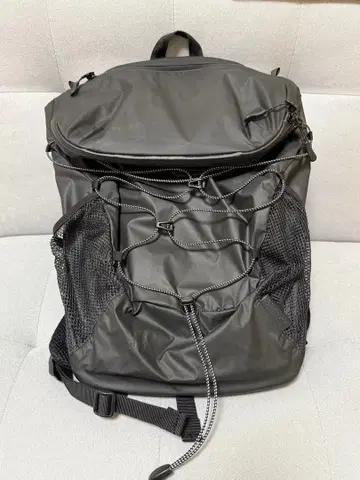 스노우피크 백팩 눈에 띄는 흠집이나 얼룩 없음