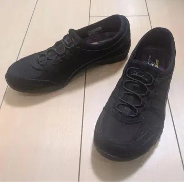 가격 인하!! Skechers 블랙 슬립온 24.5cm