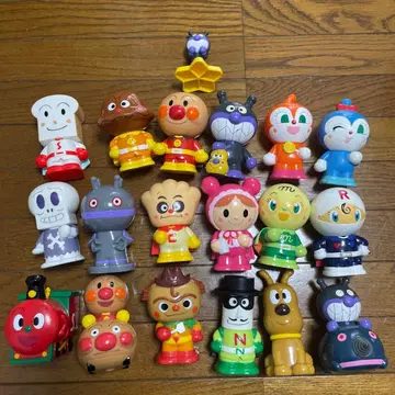 호빵맨 따끈따끈 피프세트 18개 모두 좋아해상 세균맨