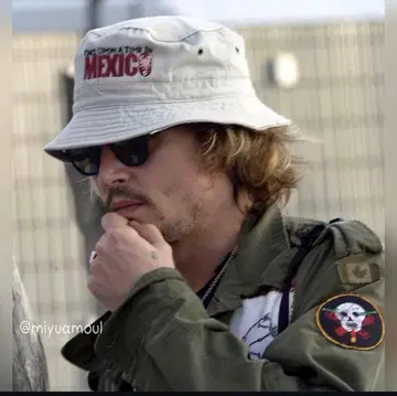 조니뎁 착용 빈티지 버킷햇