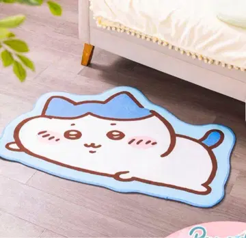 치이카와 러그 매트 하치와레