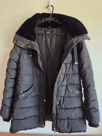 주말 한정 가격 인하! ZARA 다운 자켓 블랙