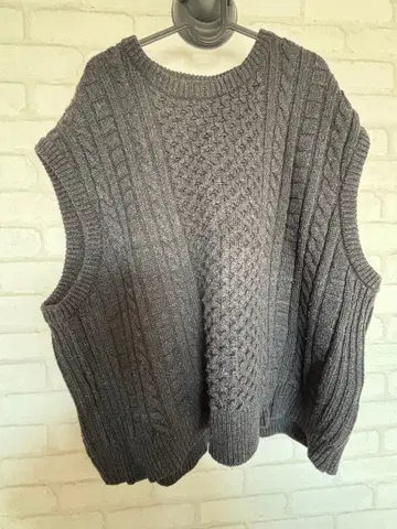 URU 니트 베스트 19FUK05B