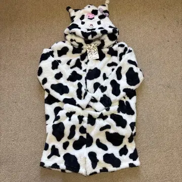 택 포함 새상품 쿠로미 소 패턴 복슬복슬 룸웨어