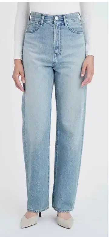 YANUK 스트레이트 데님 LEA 25