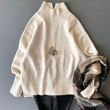 컨디션 최상 그린 라벨 릴랙싱 하이넥 니트 울 100%