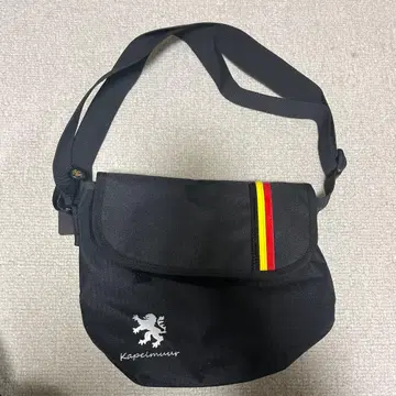 미사용 새상품 Kapelmuur 숄더백 블랙