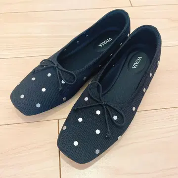 VIVAIA 블랙 도트 무늬 플랫슈즈