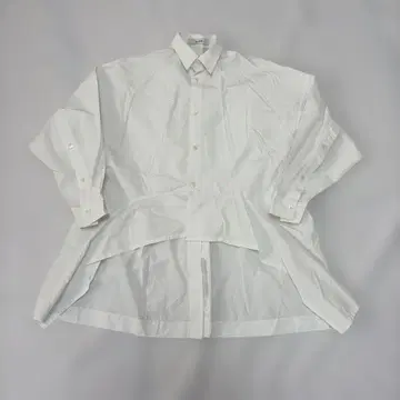 UJOH 화이트 긴팔 셔츠 사이즈 2