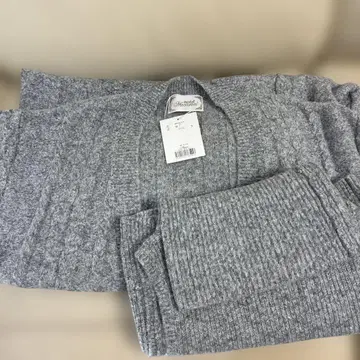 미셸 마카롱 새상품 니트 원피스 앙상블 가디건 포함