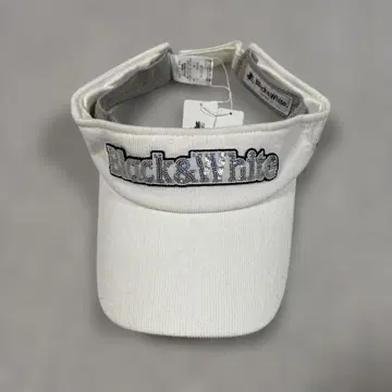 새상품 블랙 앤 화이트 선바이저 화이트 정가 7,800엔 +세