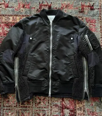 sacai 나일론 트윌 푹 시어링 블루종