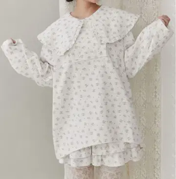 merry jenny 프릴 칼라 아노락