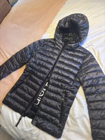 CK 캘빈클라인 후드 부착 다운 자켓 블랙