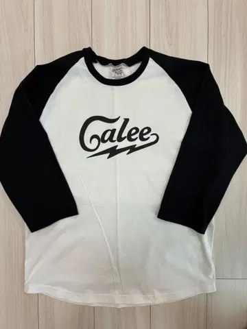 Calee 래글런 슬리브 7부 소매 썬더