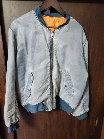 MA-1 스타일 나일론 자켓 파랑