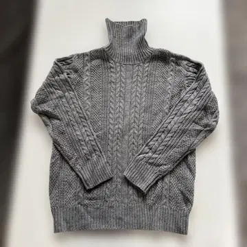 그레이 케이블 니트 터틀넥 스웨터 사이즈 4