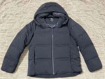 유니클로 심리스 다운 파카 S