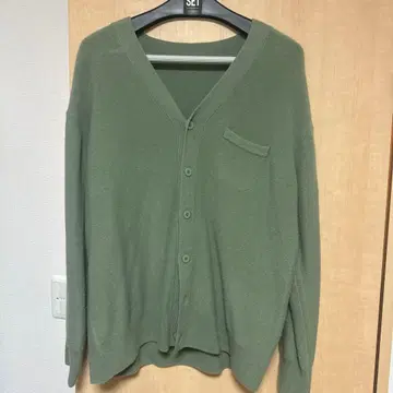 [ RYETENDER ] 캐시미어 혼방 올리브 그린 가디건