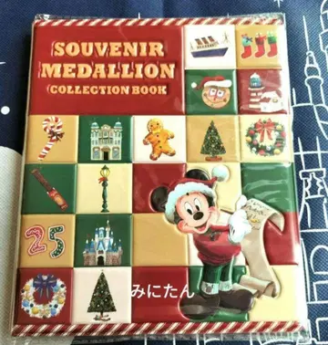 수베니어 메달 케이스 디즈니 크리스마스 2025 산타 미키