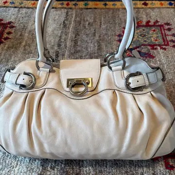 [컨디션 최상] 페라가모 Ferragamo 가죽 숄더백