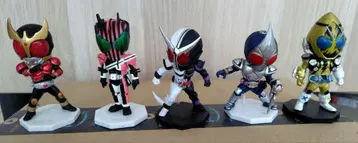 가면라이더 피규어 20개