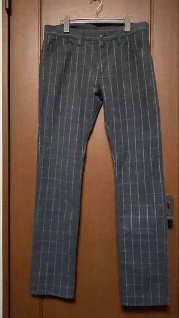 그레이 스트라이프 스트레이트 팬츠 L FREE GATE 미사용품