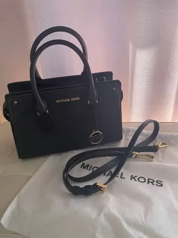 MICHAEL KORS 블랙 핸드백