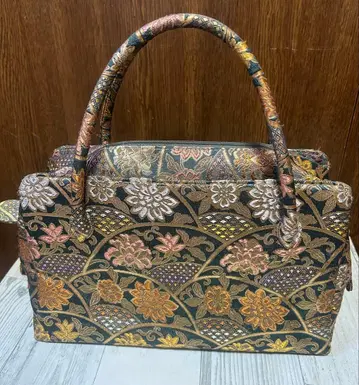 꽃무늬 자수 일본 의류용 가방